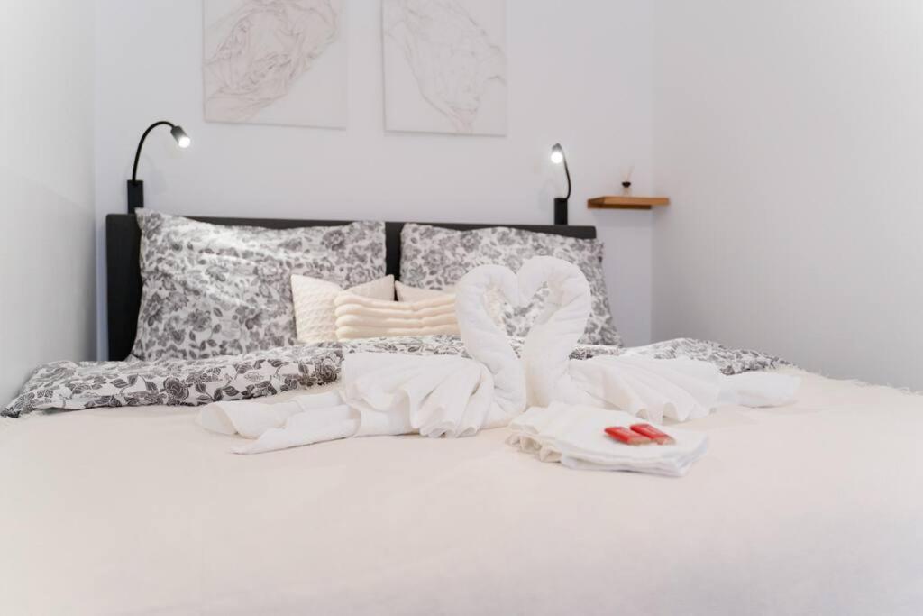 Zentrale & Ruhige 2 Zimmer - 42m² Apartamento